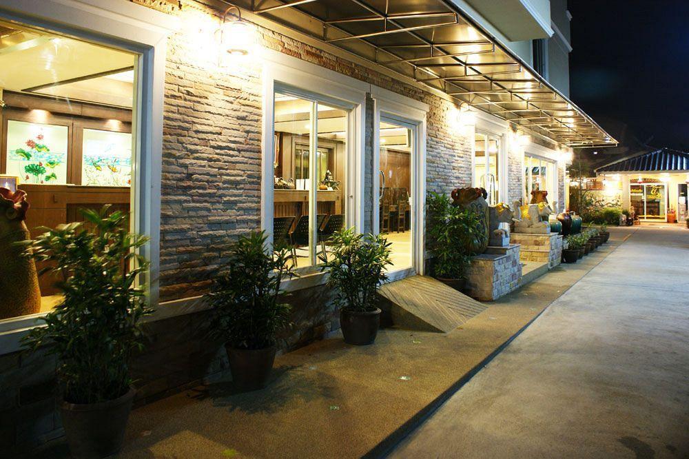 Thong Ta Resort And Spa - Suvarnabhumi Airport Bang Sao Thong Exterior photo